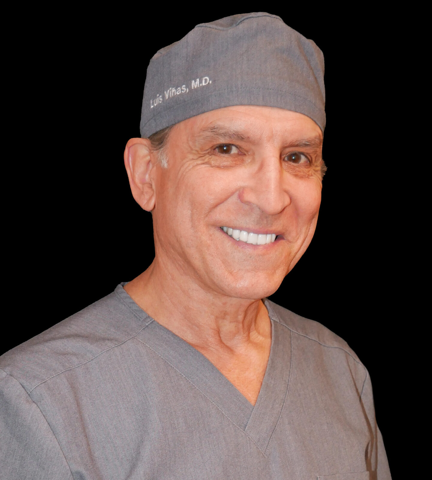 Luis Vinas, MD